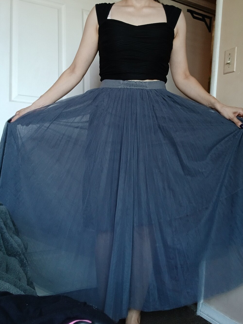 Flowy Midi Tulle Skirt